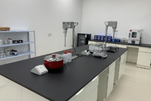 日本・中国の研究室を活用した原料の有効性、安全性データ提供